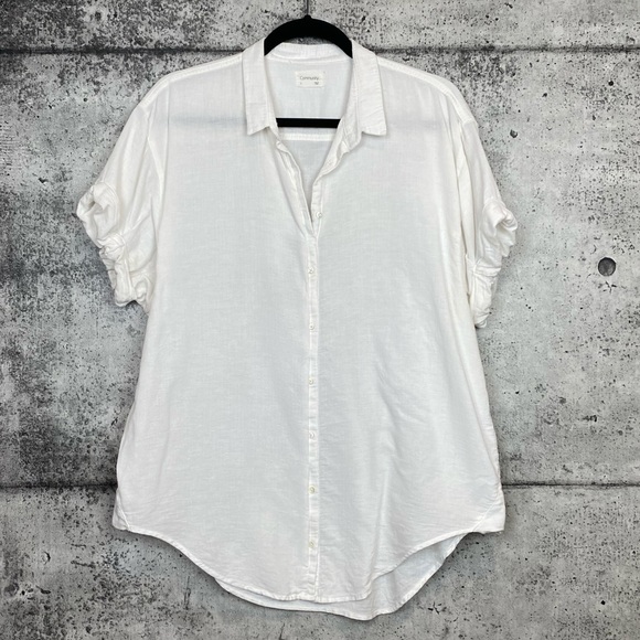 Aritzia Tops - Aritzia // Community // Cotton Linen Button SS Top